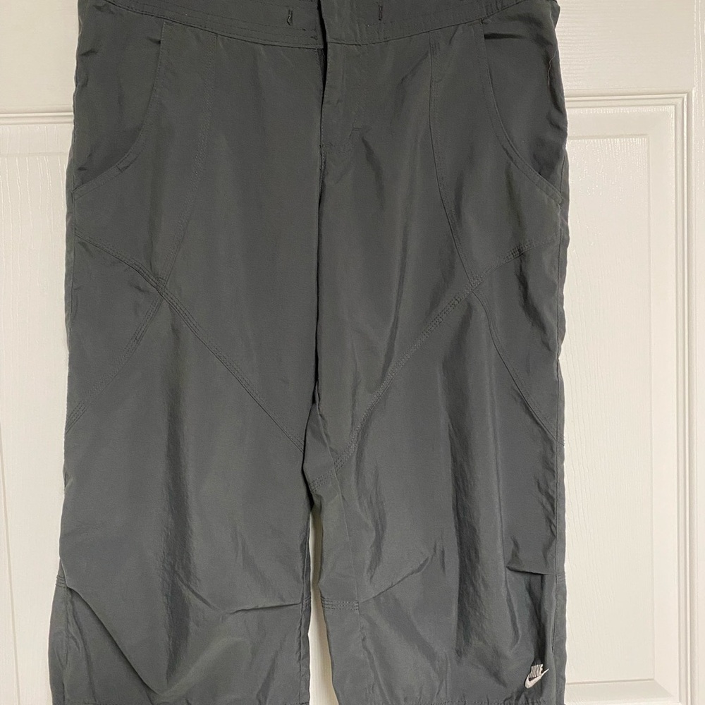 Nike Capri Pant Size Small